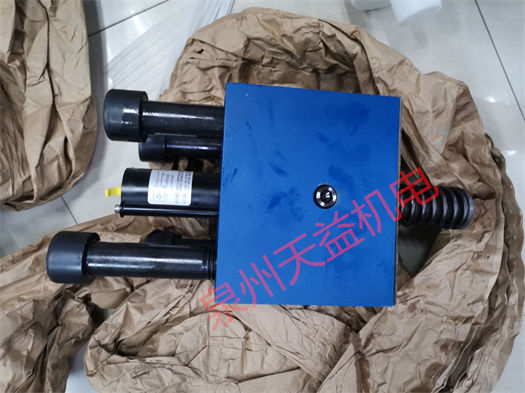 天益機電力士樂工業(yè)產(chǎn)品 "4WE6J62 EG24N9K4 (2)" "R900960810 LFA63E-71 CA40DQMG24FX15 1" "VT-5041-31 2-0 R90126359