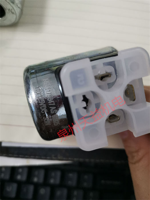 天益機(jī)電力士樂工業(yè)產(chǎn)品"R167121320 1" "R901175647 現(xiàn)貨" "4WREE6W1-08-23 G24K31A1V 1" "R901429452 4WRKE35W6-1000L-3