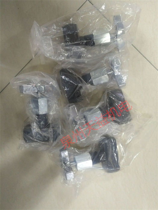 ? 天益機電PARKER工業(yè)產(chǎn)品 "E0515 2-331 1W2Y" "9MV600S 2" "PK402HLL01 (4)" "1303157 2" "K055100549L"